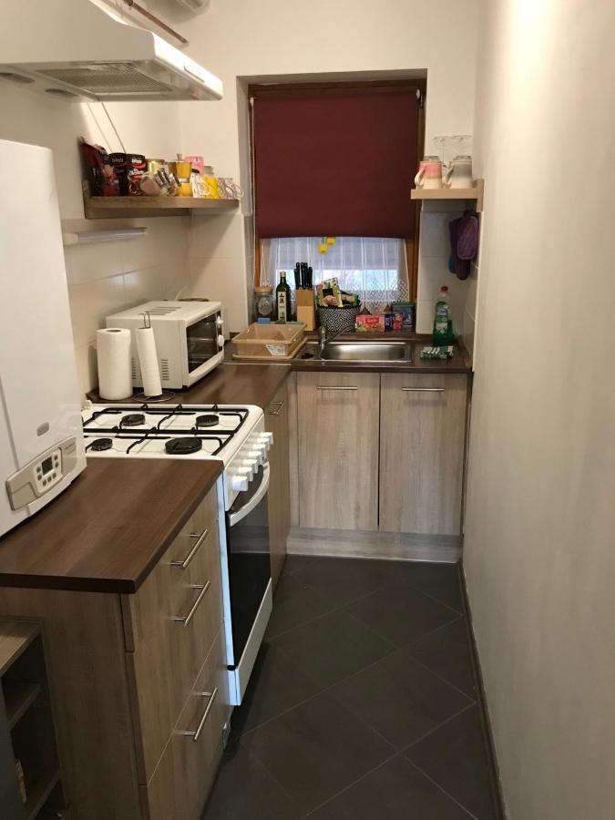 Pitypang Apartman Gyula Buitenkant foto